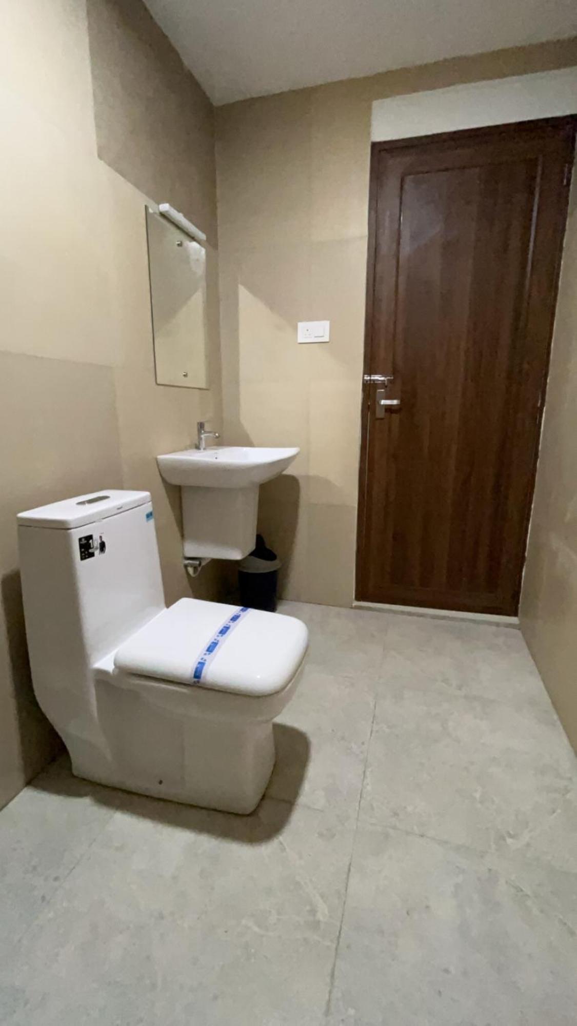 Hotel Dream Suite, Kattappana Ngoại thất bức ảnh